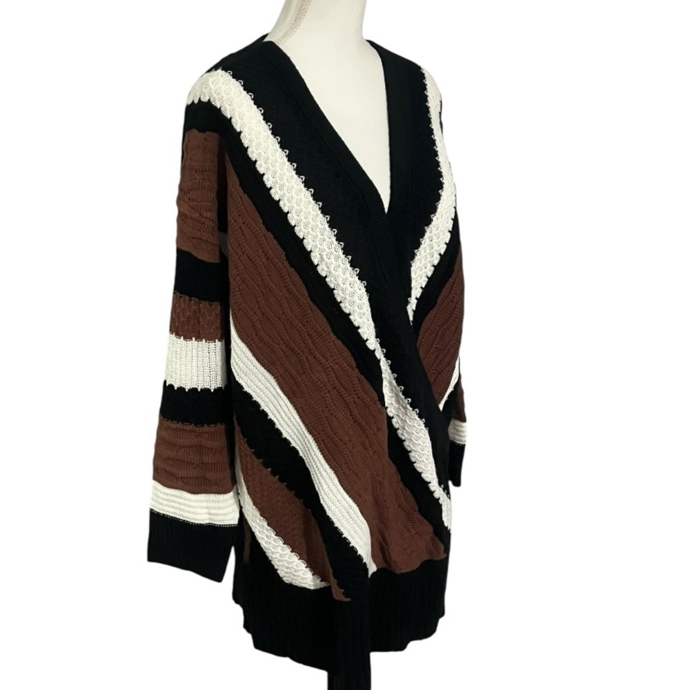 BloomChic size 14-16 Striped Black and Brown Women's Sweater EUC - Picture 2 of 7